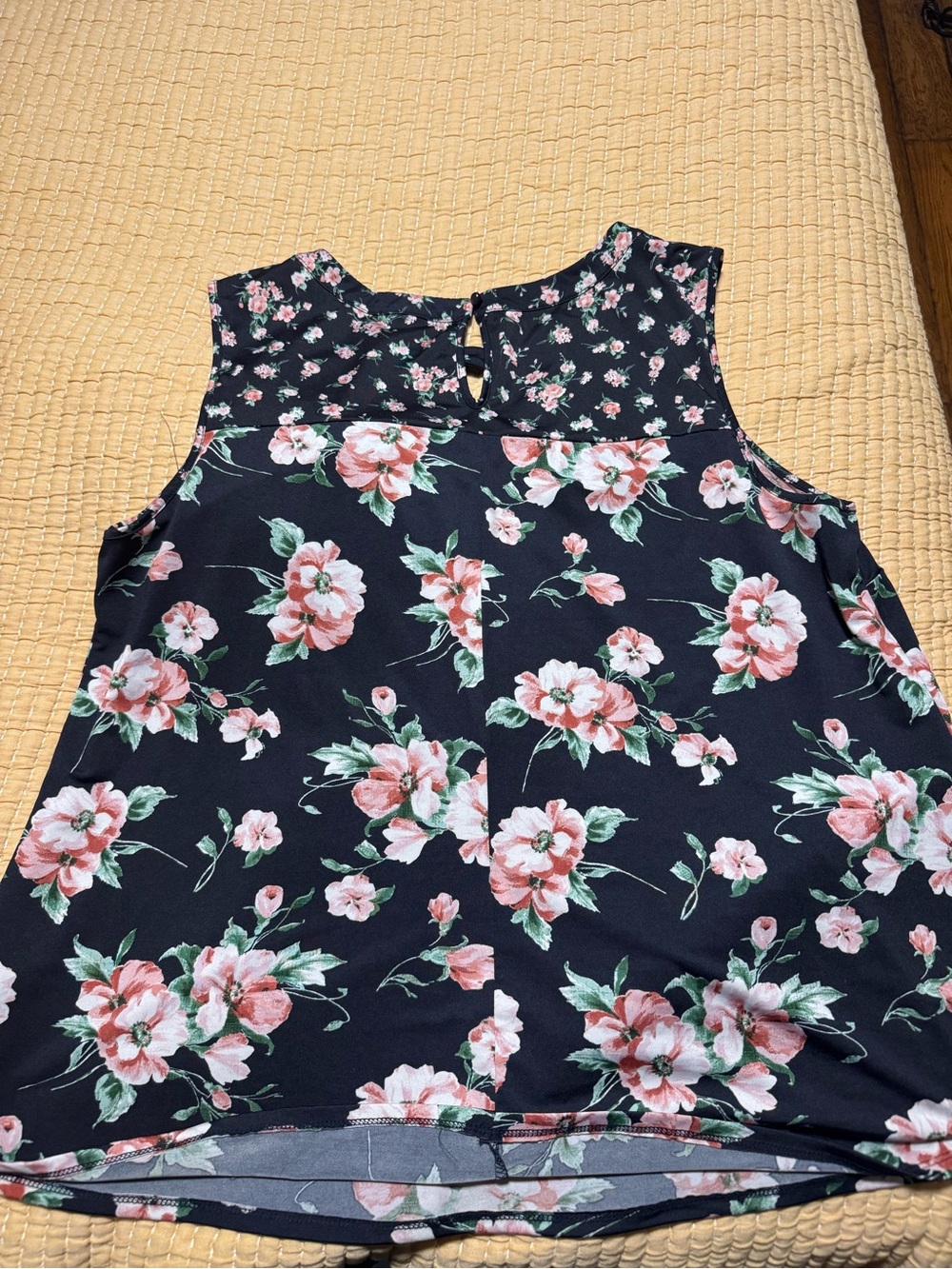 Sleeveless Navy Floral Tank Top with Pink Blooms